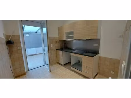 location appartement 2 pièces 54 m² à simiane-collongue (13109)