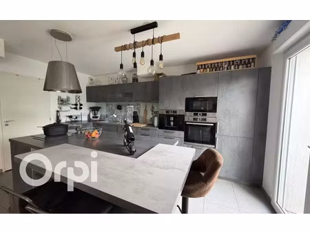 vente maison 4 pièces 92 m² saint-martin-de-crau (13310)
