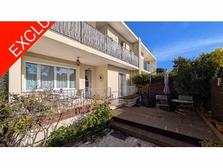 t3 meublé rez de jardin la ciotat