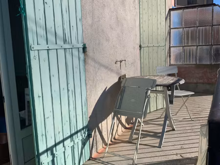 lambesc  appartement t3 avec balcon