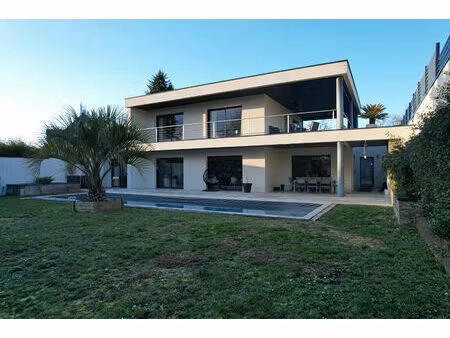 achat maison 7 pièces 190m²