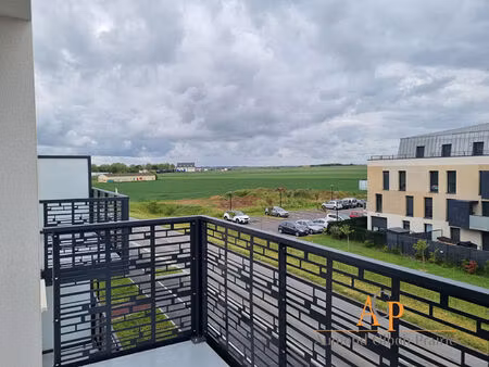 à louer - t2 avec balcon - loi pinel