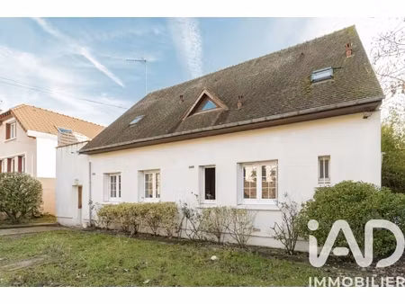 vente maison traditionnelle 7 pièces