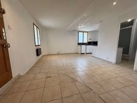 vente appartement 2 pièces 42 m² toulon (83100)