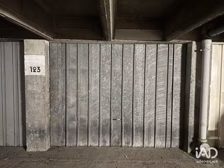 location parking/box 17 m²