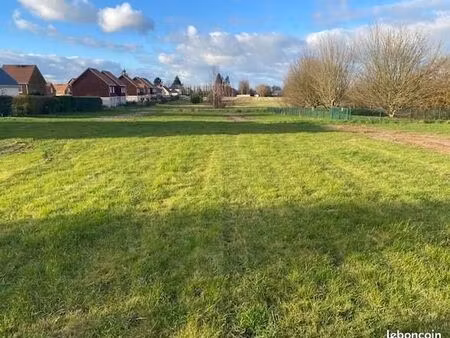 terrain 566 m² roumare