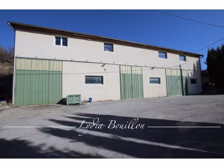 drôme un beau site dans un environnement verdoyant - bâtiments surface 700 m2 - terrain 27