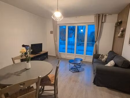 t2 meublé 47 m² – balcon  cave – nice caennais (caen)