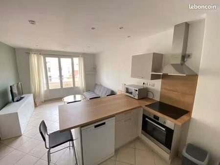 t3 meublé traversant