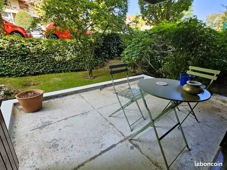 studio 1 pièce 35 m²