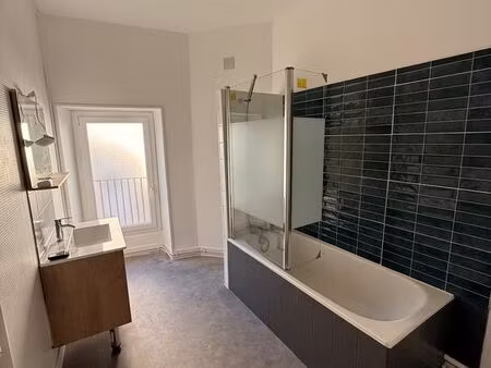 ? maison de caractère rénovée – 78 m² – 3 chambres – adresse d’exception à angoulême