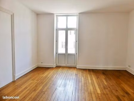 appartement 4 pièces 100 m²