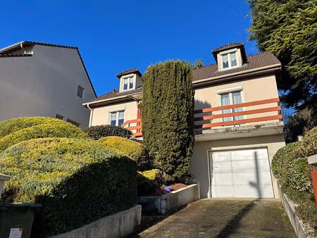 vente maison 8 pièces  135.00m²  athis