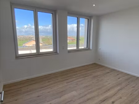 location appartement 3 pièces 90m²