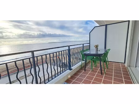 appartement la baule 2 chambres   cave   garage et stationnement