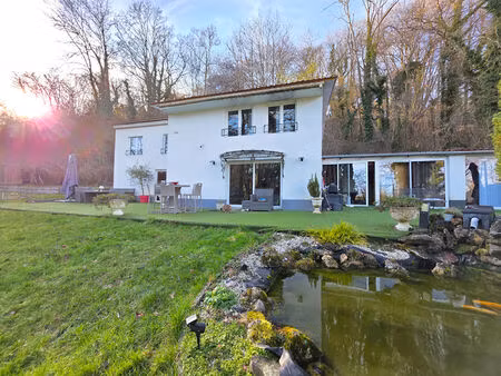 vente maison 6 pièces  202.00m²  armentières