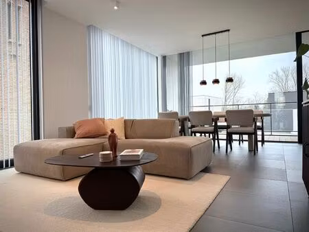 instapklaar appartement (1ste verdieping) met 2 slaapkamers  ruime terrassen (2)  garage &