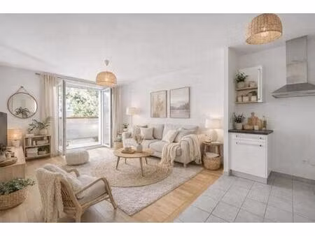 lumineux t3 avec balcon à saint-cloud