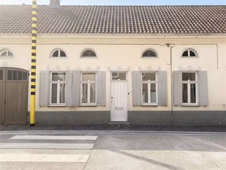 charmante woning te huur in kluisbergen