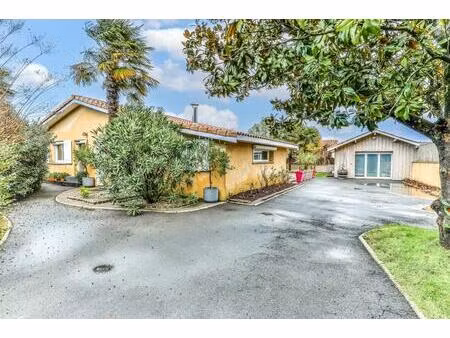 maison de 5 pièces de 127 m² à la teste-de-buch