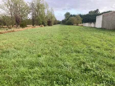 vente terrain 4200 m² la roche-chalais (24490)