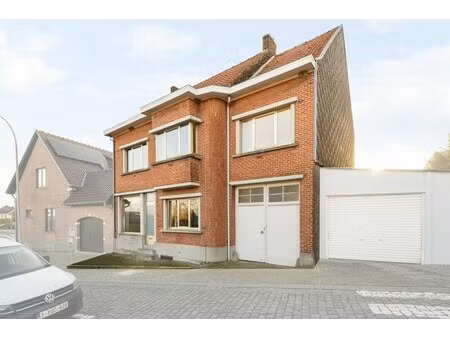 huis te koop in zottegem met 4 slaapkamers