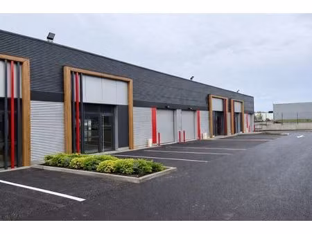 cellule mixte commerce et activités - 804 m2 - à louer - chécy - est métropole