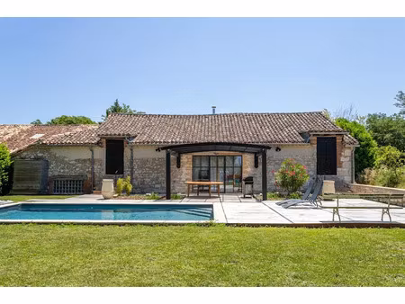 vente maison 6 pièces 226 m² à lauzerte (82110)  335 000 €