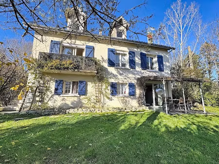 vente maison 9 pièces 220 m² à saint-pierre-lafeuille (46090)  325 000 €