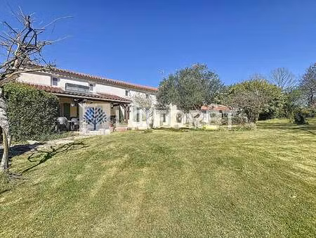 vente maison à cerizay (79140) : à vendre / 190m² cerizay