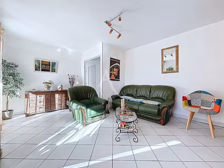 vente appartement 3 pièces 65 m² castelginest (31780)