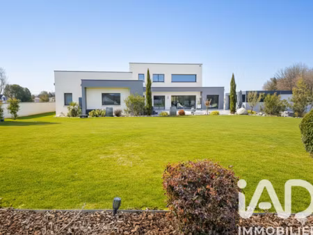 vente maison piscine à ger (64530) : à vendre piscine / 244m² ger