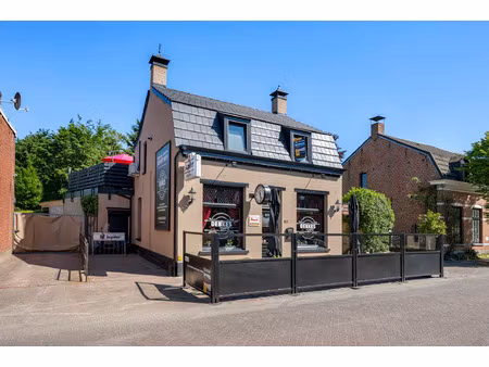 commercieel te koop in hoogstraten