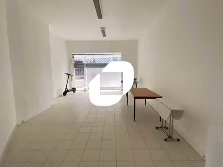 location bureau paris 75019