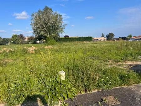 terrain à bâtir à sainte-colombe-en-bruilhois (47310)