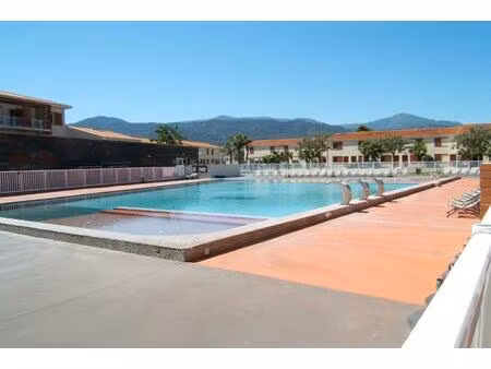 a vendre argeles - residence piscine - beau duplex t3 rez de jardin