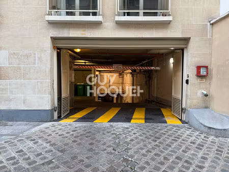 emplacement de parking à vendre - place de la contrescarpe - paris 5ème