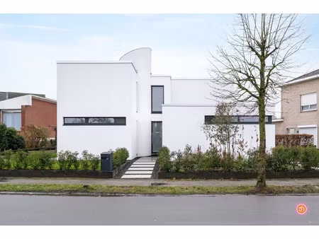 huis te koop in willebroek met 5 slaapkamers