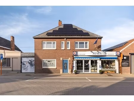 commercieel te koop in overpelt met 3 slaapkamers