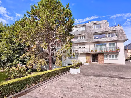 deauvlle  appartement 3 pièces a vendre avec balcon  pk et cave !