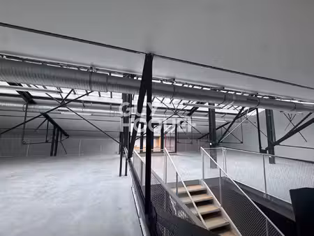 local commercial montreuil 580 m2