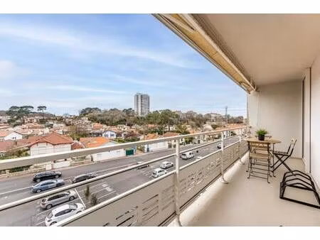 appartement de 4 pièces avec balcon de 88 m2 situé à arcachon - idéal pour une famille