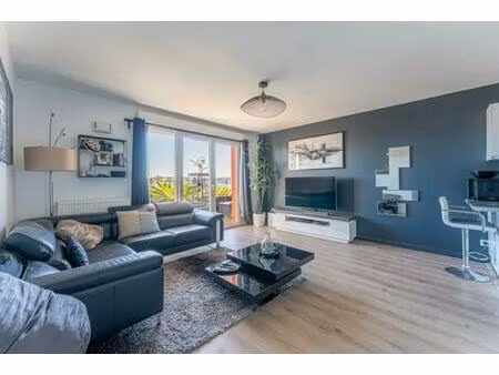 charmant 3 pièces avec terrasse à talence