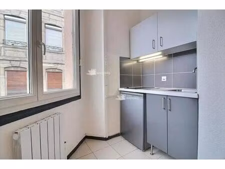 location appartement 2 pièces 25 m² à saint-étienne (42000)