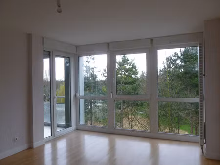 location appartement 3 pièces 66m2 reims 51100 - 960 € - surface privée