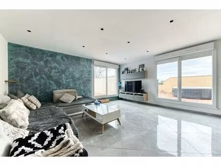 appartement 4 pièces de 102 m² à irigny