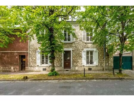 maison de 6 pièces de 120 m² en vente à saint-maur-des-fossés - idéal pour familles