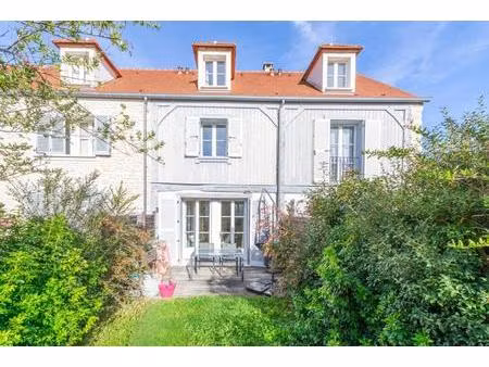 maison 4 pièces 75 m² avec jardin à chavenay