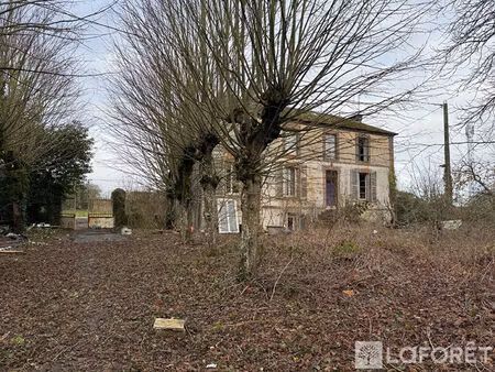 maison de maitre à restaurer irai 6 pièce(s) 126 m2