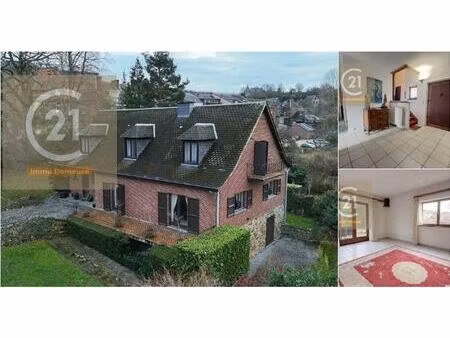 villa à vendre avec garage et 3 chambres   rochefort (vbd83142)